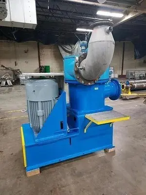 KADANT BLACK CLAWSON MODEL 24PS PRESSURE SCREEN WITH 125 HP MOTOR