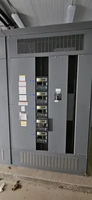 USED 2017 SQUARE D QED