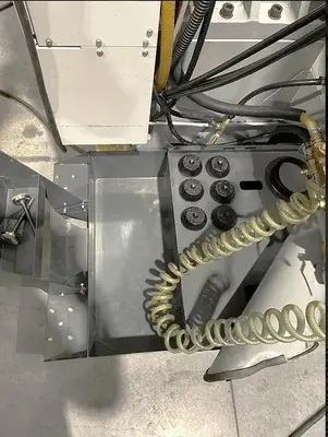 USED 2006 HAAS VM-2