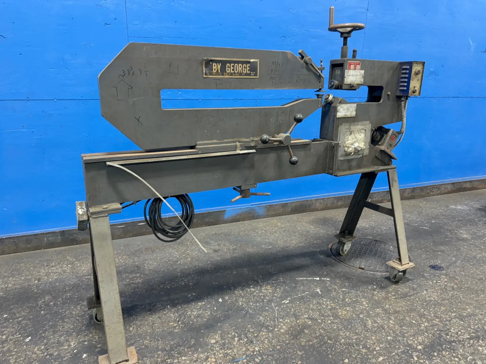Used 1981 THE RELIANCE TOOL CO CH5273 Rotary Shears including Ring & Circle Ohio US | HGR 24 #1520920