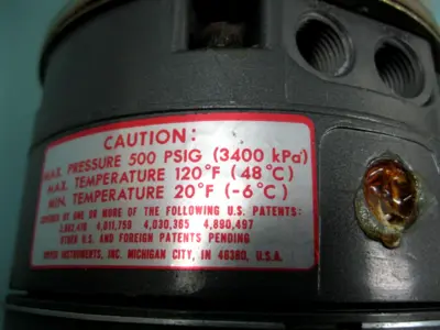 NEW Dwyer 43020