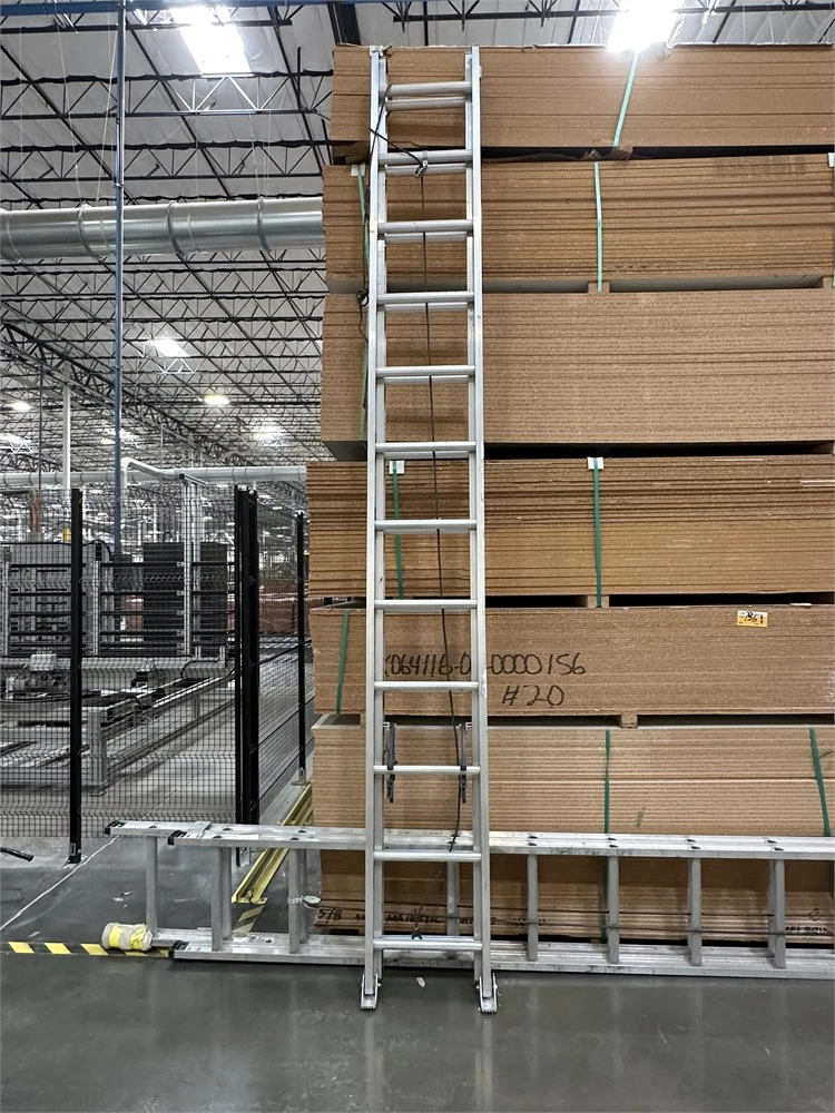Used LOUISVILLE AE2224 Ladders Florida US | MachineryMax #1461504