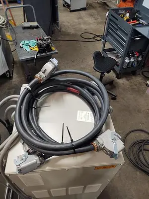 USED 2013 YASKAWA MOTOMAN MH6-10