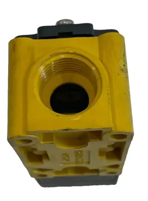 USED TURCK NI20-CP40-VP4X2/S100 SENSOR NI20CP40VP4X2S100