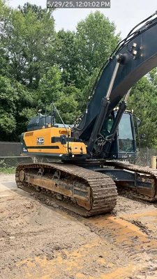 Used 2022 HYUNDAI HX480AL Excavators Florida US | National Equipment Dealers #1422452