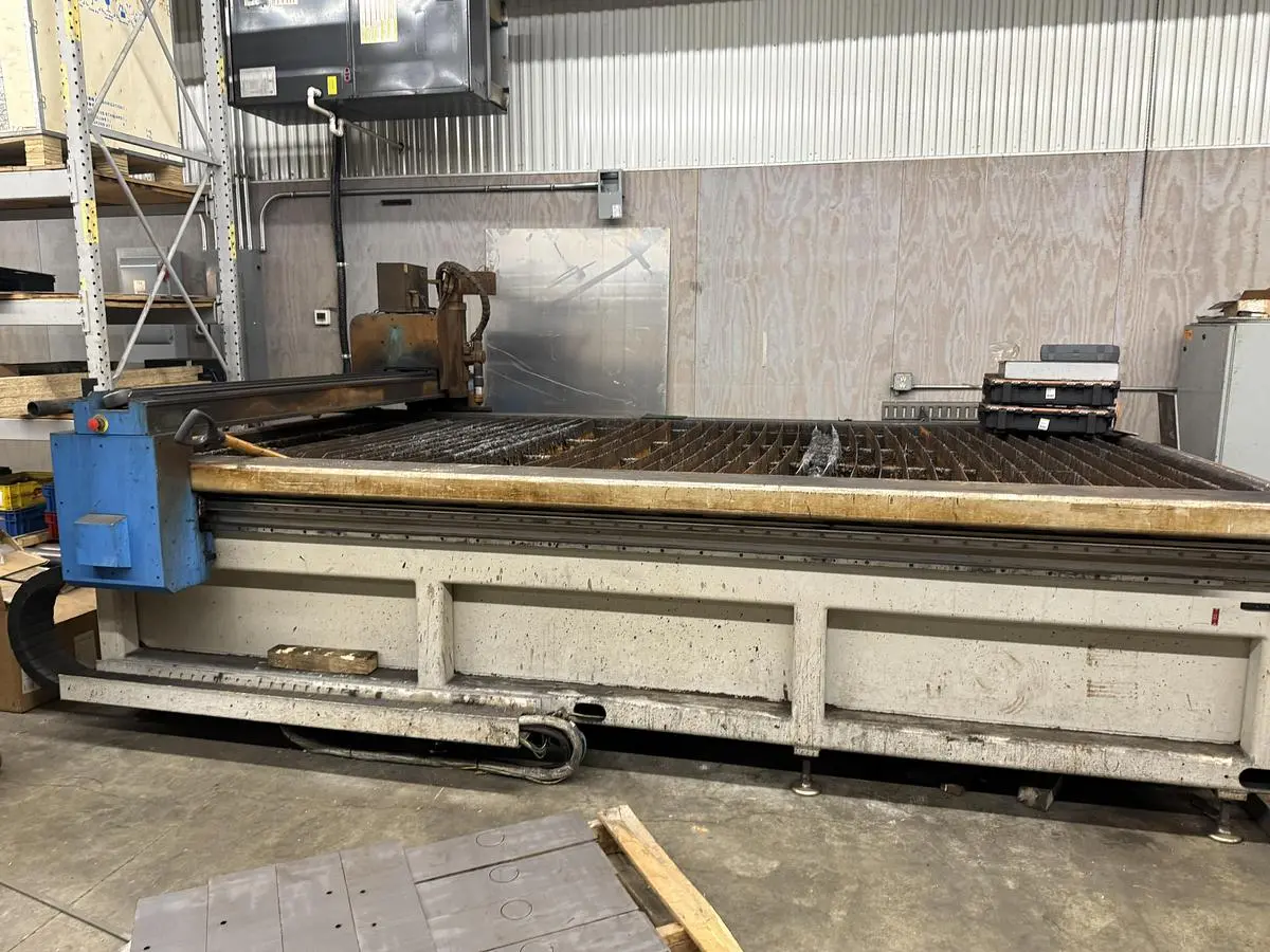 AKS Accu-Kut Plasma Table