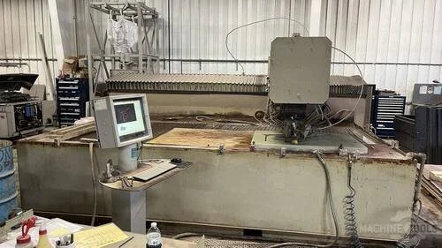 USED 2004 FLOW Waterjet Cutters