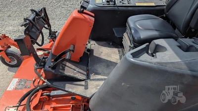 USED JACOBSEN HR9016T