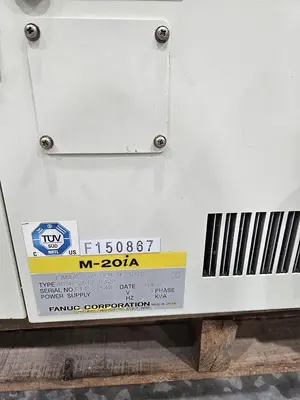 USED 2014 FANUC M-20IA