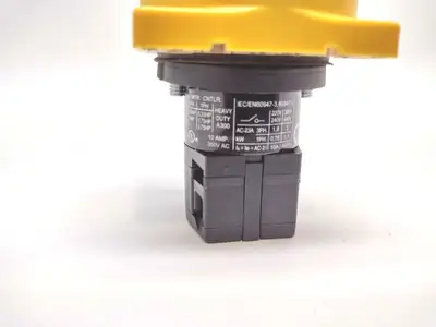 Used EATON CONTROL CIRCUIT SWITCH, STOP FUNCTION Relays & Switches | Maverick Industrial Sales #1108150