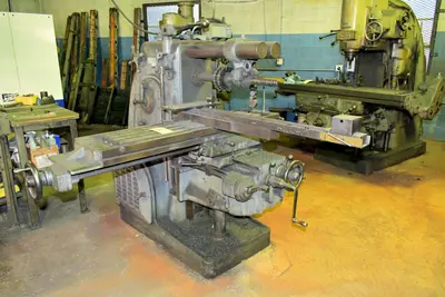 #2 KEARNEY & TRECKER MILWAUKEE MODEL 2CH HORIZONTAL MILL W/ VERTICAL HEAD: YOBRO #23956