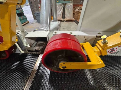 Used 2005 HIGH POINT TOOL HP-611 Sawmill Resaws Colorado US | MachineryMax #1518817