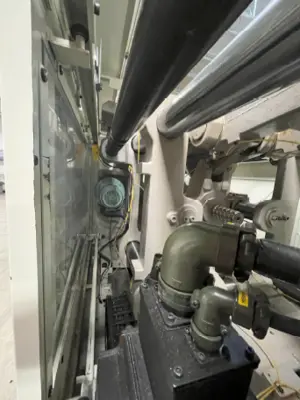 2009 TOSHIBA EC310NIIV30-8Y Injection Molding Horizontal/Vertical | Machinery Network (9)