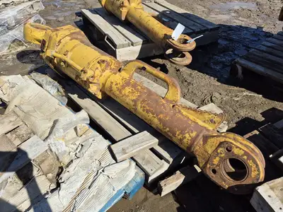 USED CATERPILLAR 232-0652