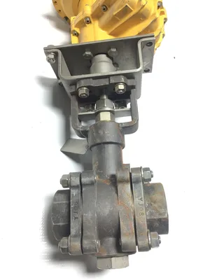 GGosco 05FNPT-CSSS-TSFCHV-N0NBNNS Rotary Actuated WCB Dual Pak Ball Valve 1-1/2″