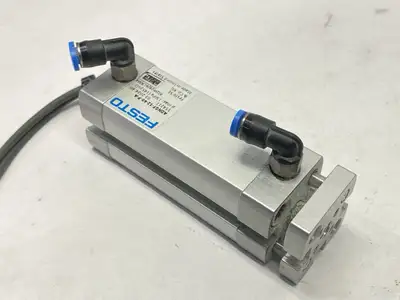 ADNGF-12-40-P-A | Festo  Compact Pneumatic Cylinder 12mm Bore 40mm Stroke 554211 -  Used