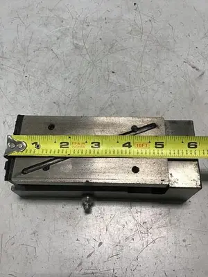USED METAL FABRICATOR LEVELING PAD