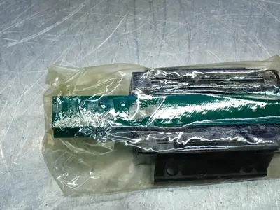 NEW THK SHS35C1SS(GK)