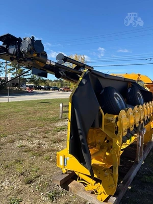 New | in-Stock 2027 NEW HOLLAND 210 Mower Conditioners New Hampshire US | Beauregard Equipment #1511336