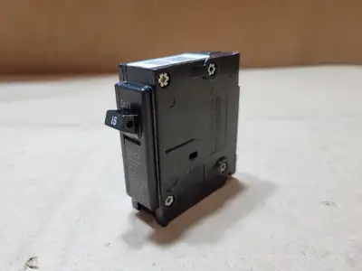 Used CUTLER-HAMMER BR115 Circuit Breakers British Columbia CA | Lenmark #1488964