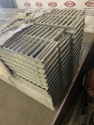 60 pcs UNEX 132” Box/Case/Carton Knuckled SpanTrack Roller Conveyor 9-1/2”