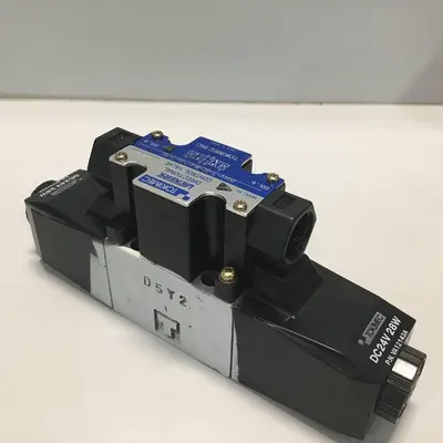 USED VICKERS DG4V36CMP7H750