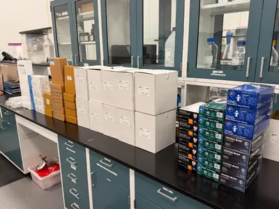 Used _UNKNOWN_ _UNKNOWN_ Supplies and Labware Rhode Island US | Federal Equipment Company #1347656