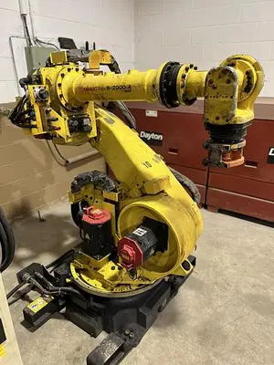 Used 2003 FANUC R-2000IA/165F Robots Michigan US | RAB Industries, Inc. #184221