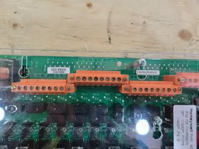 USED HONEYWELL MC-TDOY23