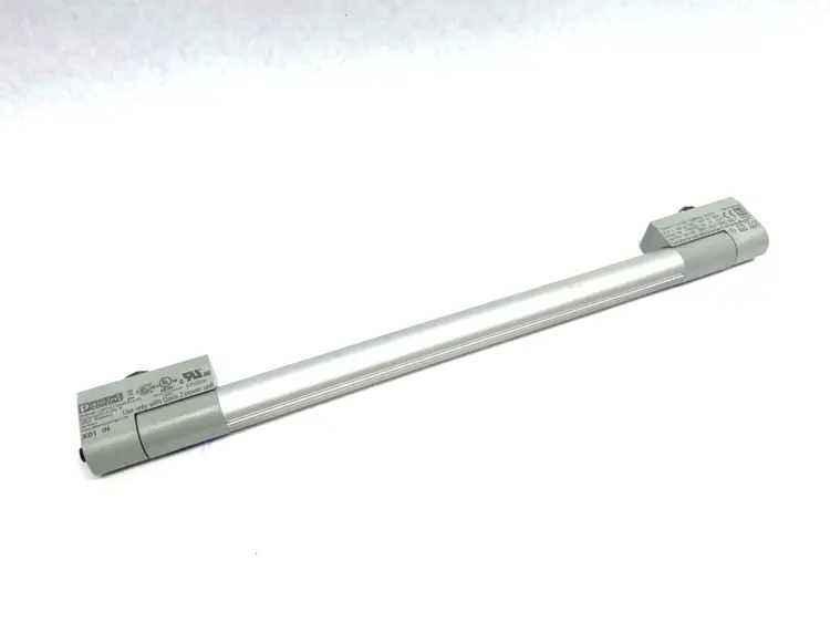 Used PHOENIX CONTACT ENCLOSURE LIGHT STRIP PLD E 400 W 375 LED CNC Lights Michigan US | Maverick Industrial Sales #1092033