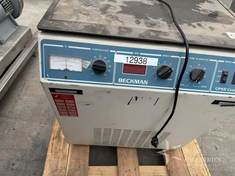 Used BECKMAN 6 Centrifuges | Star Industries #1254116