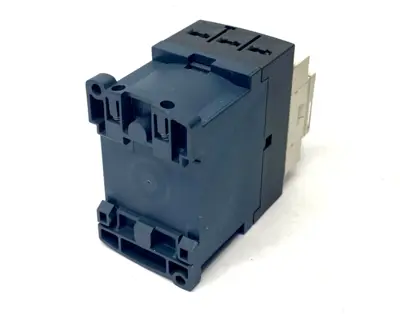 LC1D09BD | Telemecanique  Contactor 3P 9A 24VDC - Used