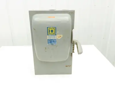 Square D NA 100A Fusible Disconnect Safety Switch Single Throw 3Ph 600V 3 Pole