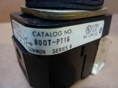 USED ALLEN BRADLEY 800T-PT16 SER B