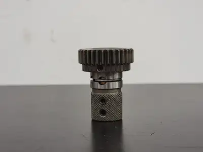 32 Teeth Pinion Gear w/ Hub (box of 4)