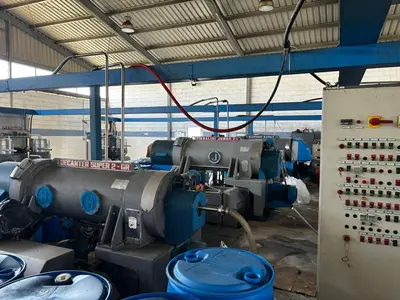 PIERALISI 7 TPH Plant - Edible Oil | Perry Equipment (13)