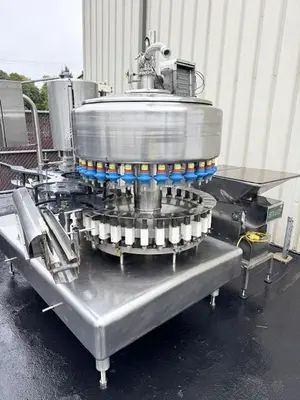 Used FILLER SPECIALTIES INC. AWFS3010L Overflow Pressure Gravity Liquid Fillers Pennsylvania US | Ferguson Packaging Machinery #1494950