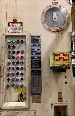 1969 DANLY S4-1000-144-84 Straight Side Presses | CNC Pro Equipment (2)
