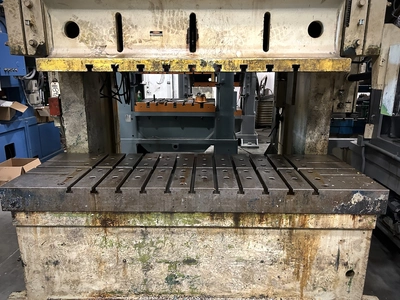 Used 1989 KOMATSU PRESSES KOMATSU OBW200-2 PRESS O.B.I. Presses Tennessee US | Alma Machinery #1224953