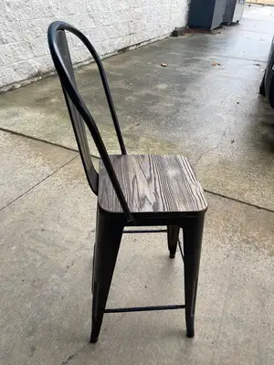 Used Dorel Used Dorel S004107 Counter Height Metal Stool Chair - SS291 Restaurant Front of House Furnishings Illinois US | Falcon Restaurant Supply #1375807