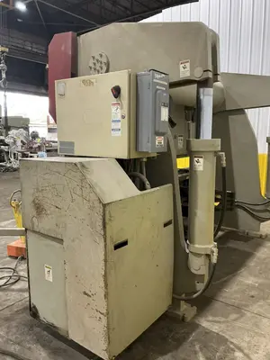 320 TON X 10' ACCURPRESS MODEL #732010 ADVANTAGE HYDRAULIC PRESS BRAKE, W/ ETS 3000 CONTROLS, NEW 2010: YOBRO #24910