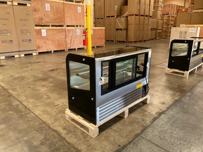 171-0283 48" Full Service Self Contained Bakery Cake Case Cooler
