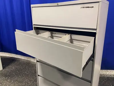 Used 1996 STEELCASE 942561PW Cabinets Ohio US | HGR 24 #1407610