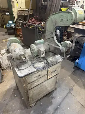 BURR KING MODEL #760 BELT SANDER & CENTRAL MACHINERY MODEL #1024 DOUBLE END GRINDER ON COMMON BASE: YOBRO #24820