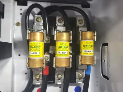 USED SQUARE D MODEL 6
