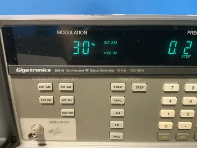 Used GIGATRONICS 6061A Signal Generators Ohio US | HGR 24 #1463392
