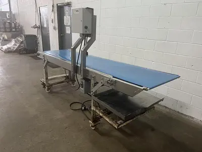 9'6 Straight Conveyor