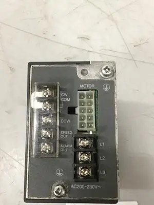 USED ORIENTAL MOTOR AXUD405
