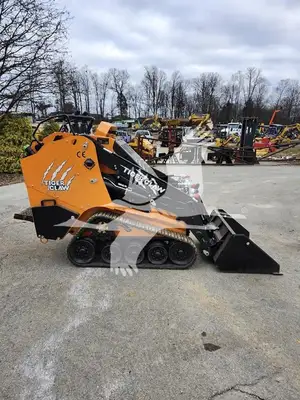 USED 2025 TIGER CLAW TC3000T