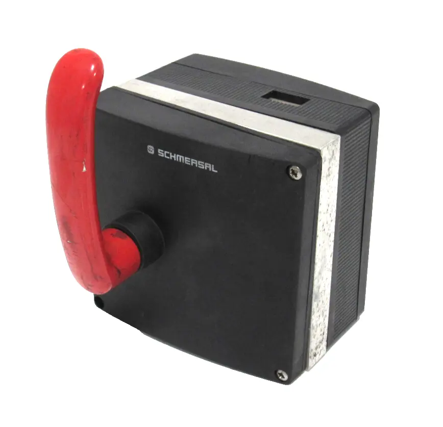 USED SCHMERSAL AZ/AZM201-B30-LTAG1P1 DOOR HANDLE ACTUATOR AZAZM201B30LTAG1P1